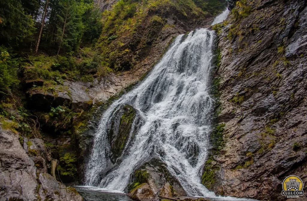 Cascada Vălul Miresei, lângă Răchițele, județul Cluj
